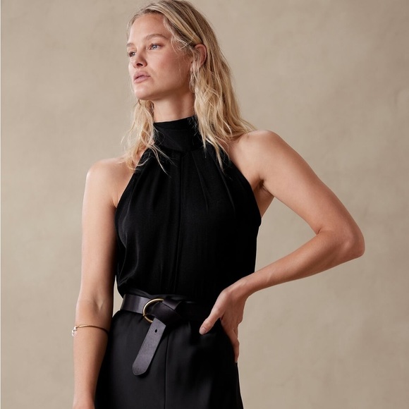 Banana Republic Bow-Neck Blouse - Picture 1 of 4